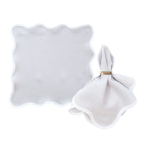 Set of 4 Linen Scalloped Square