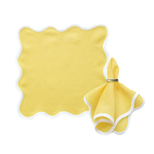 Set of 4 Linen Scalloped Square