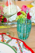 Set of 4 Round Scalloped Placemat | Carol of the Bells