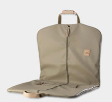 Two-Suiter Canvas-1734VI