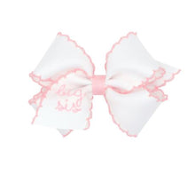 King Embroidered Bow w/Moonstitch Edge