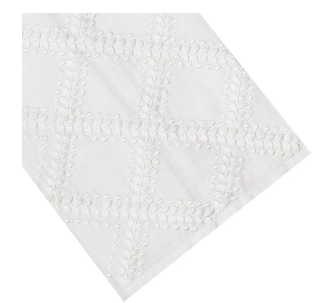Trellis Tip Towel,White