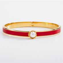 Skinny Cabochon Pearl Bangle