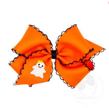 King Embroidered Bow w/Moonstitch Edge