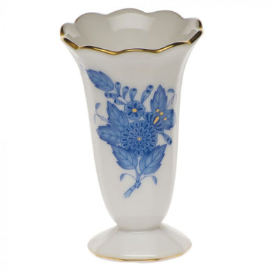 SCALLOPED BUD VASE Collection