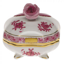 COVERED BONBON WITH ROSE