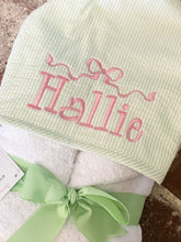 Embroidery, Name or Monogram