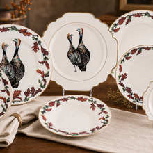 Norwood Narragansett Turkey Bone China Scallop Dinner Plate