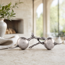 Radish Salt & Pepper Set