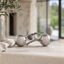 Radish Salt & Pepper Set