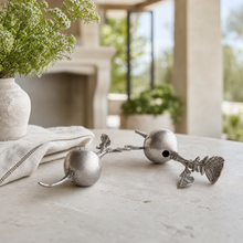 Radish Salt & Pepper Set