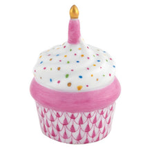 CUPCAKE WITH CANDLE