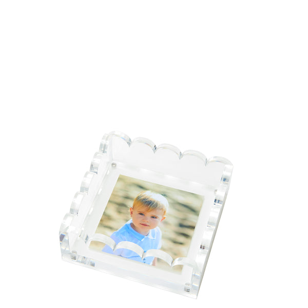 SCALLOP PHOTO TRAY - SMALL - CLEAR