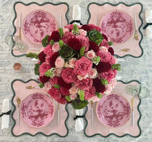 Set of 4 Linen Scalloped Square | Peony Pink with Pine Green