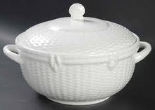 Nantucket Basket Collection