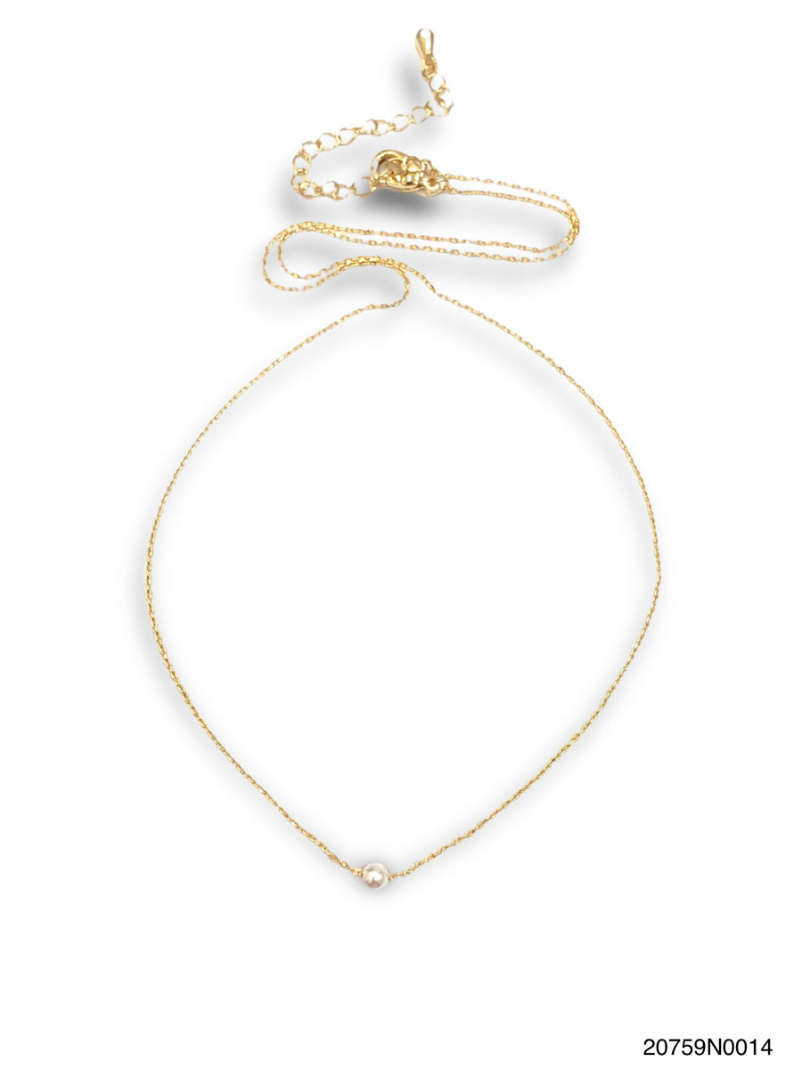 Clara petite short necklace Pearl